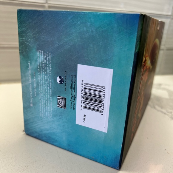 Narnia Book Set - CW Lewis Chronicles of Narnia 7 Book Collection - Picture 6 of 6